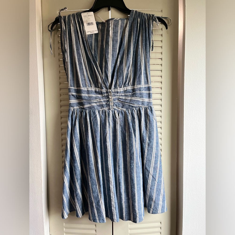 New mini sleeveless denim-like dress